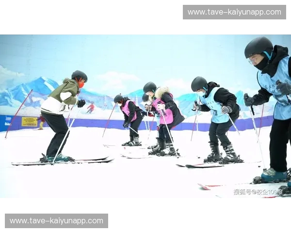 直播滑雪:把冰雪赛场搬进你的屏幕,和主播一起飞 直播滑雪:把冰雪赛场搬进你的屏幕,和主播一起飞